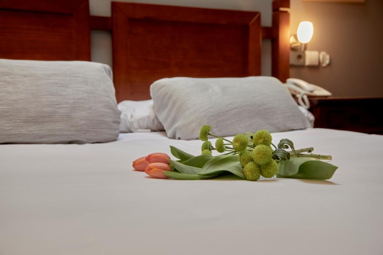 Hotel Casa Azcona Zizur Mayor Eksteriør bilde