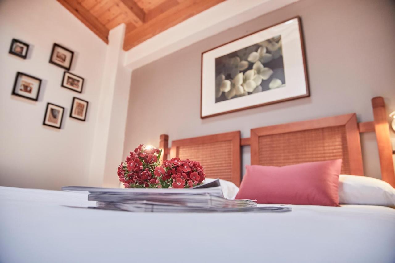 Hotel Casa Azcona Zizur Mayor Eksteriør bilde
