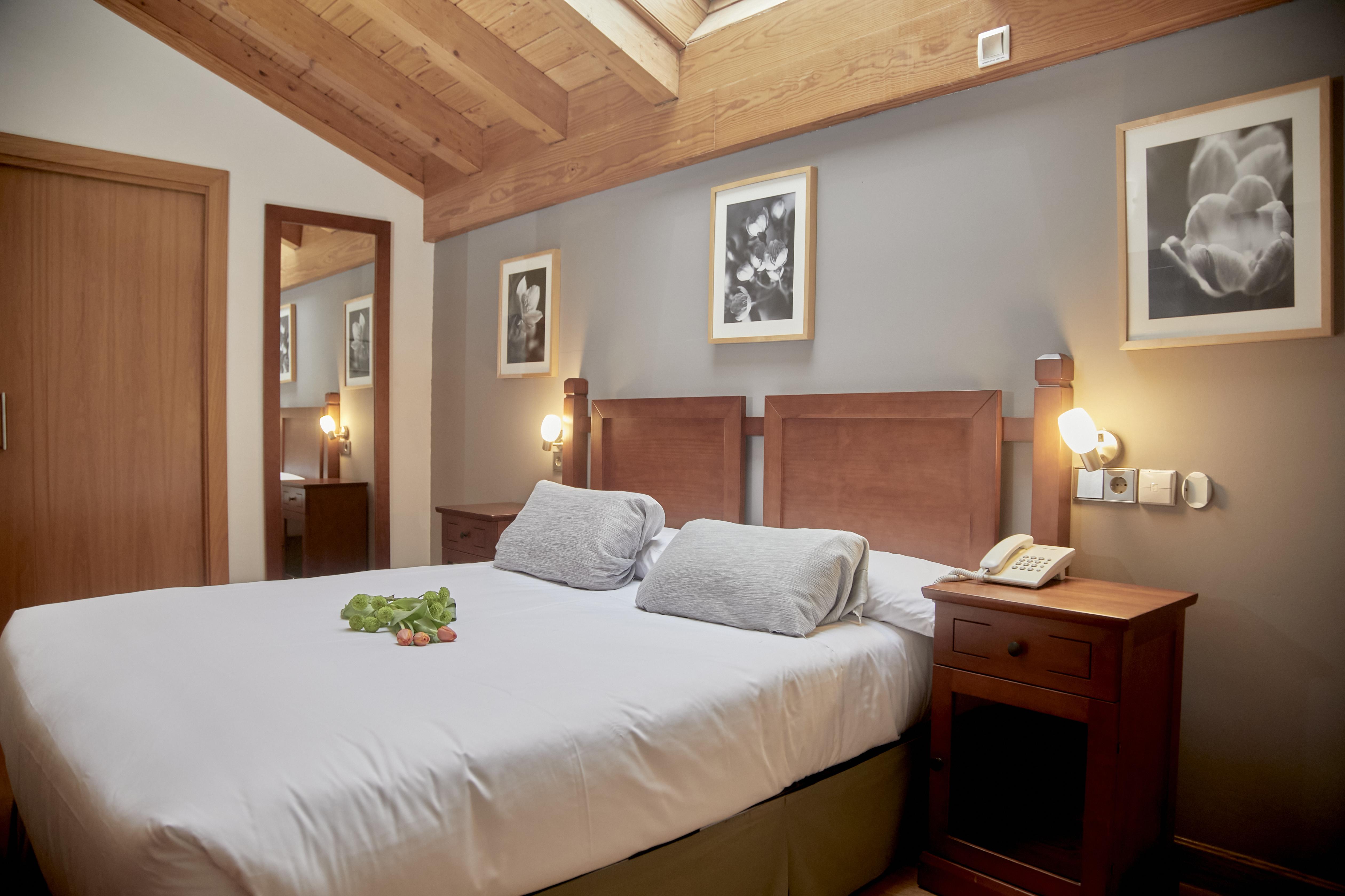 Hotel Casa Azcona Zizur Mayor Eksteriør bilde