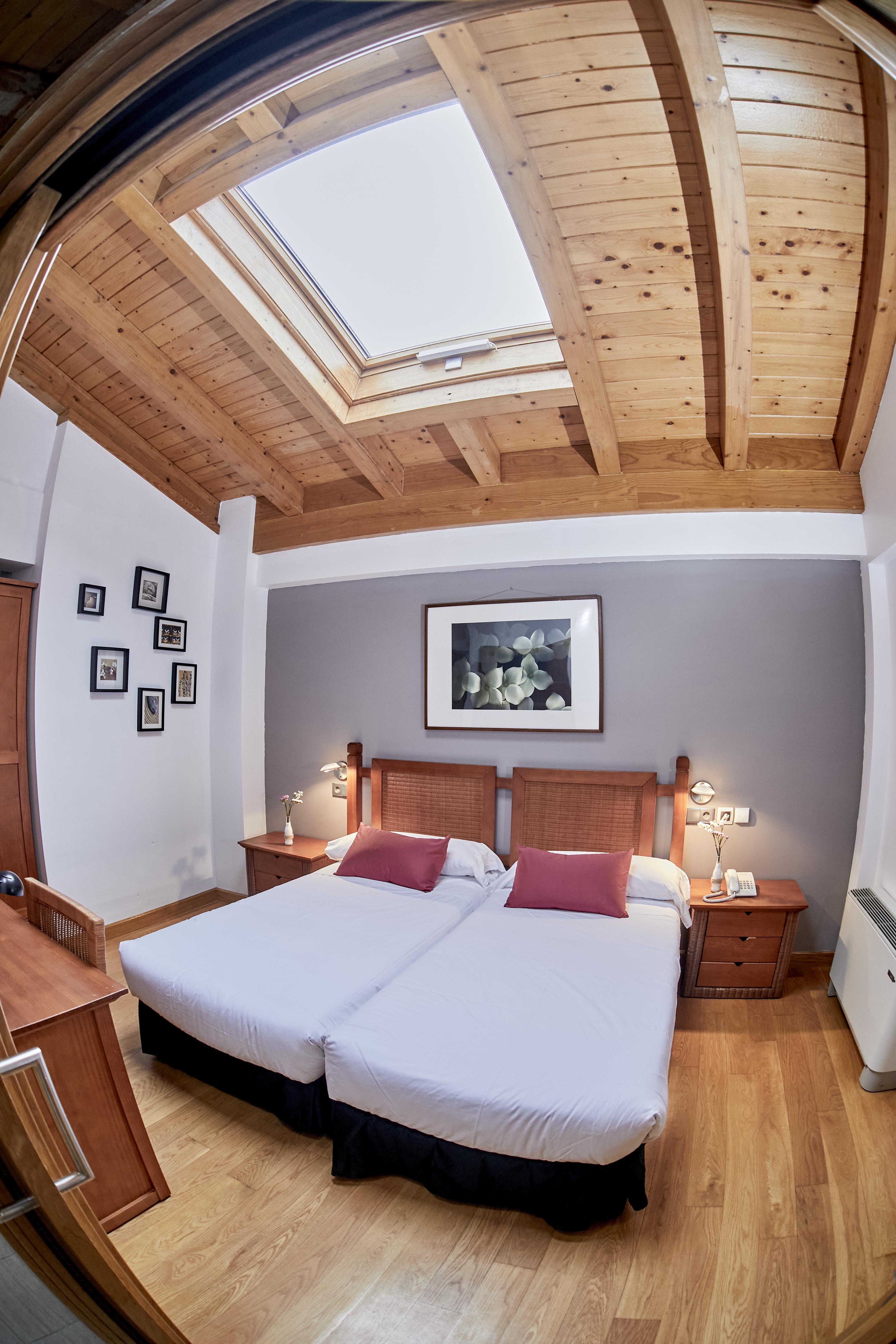 Hotel Casa Azcona Zizur Mayor Eksteriør bilde